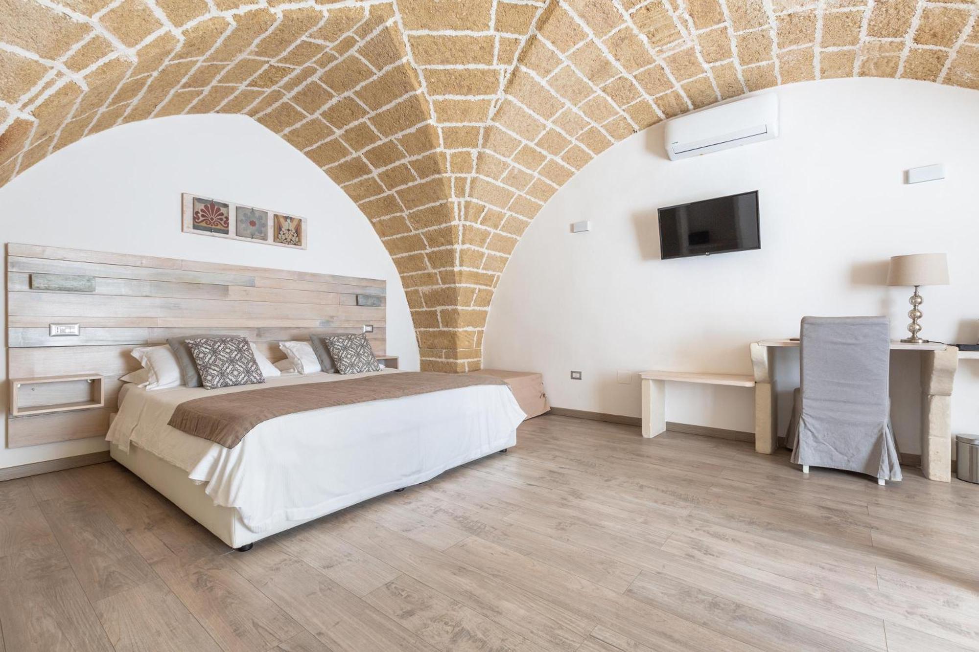 Clara Domus Bed & Breakfast Gallipoli Eksteriør bilde